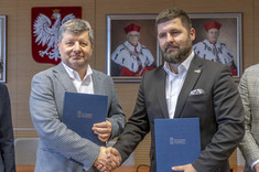 Od lewej: prof. P. Koszelnik, mgr inż. S. Nowak,