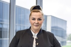 Prodziekan Wydziału Zarządzania dr Justyna Stecko,