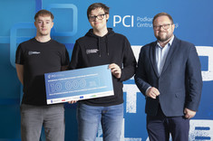 Uczestnicy wydarzenia,