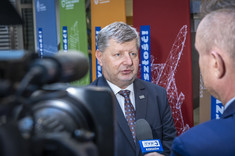 Prof. P. Koszelnik, 